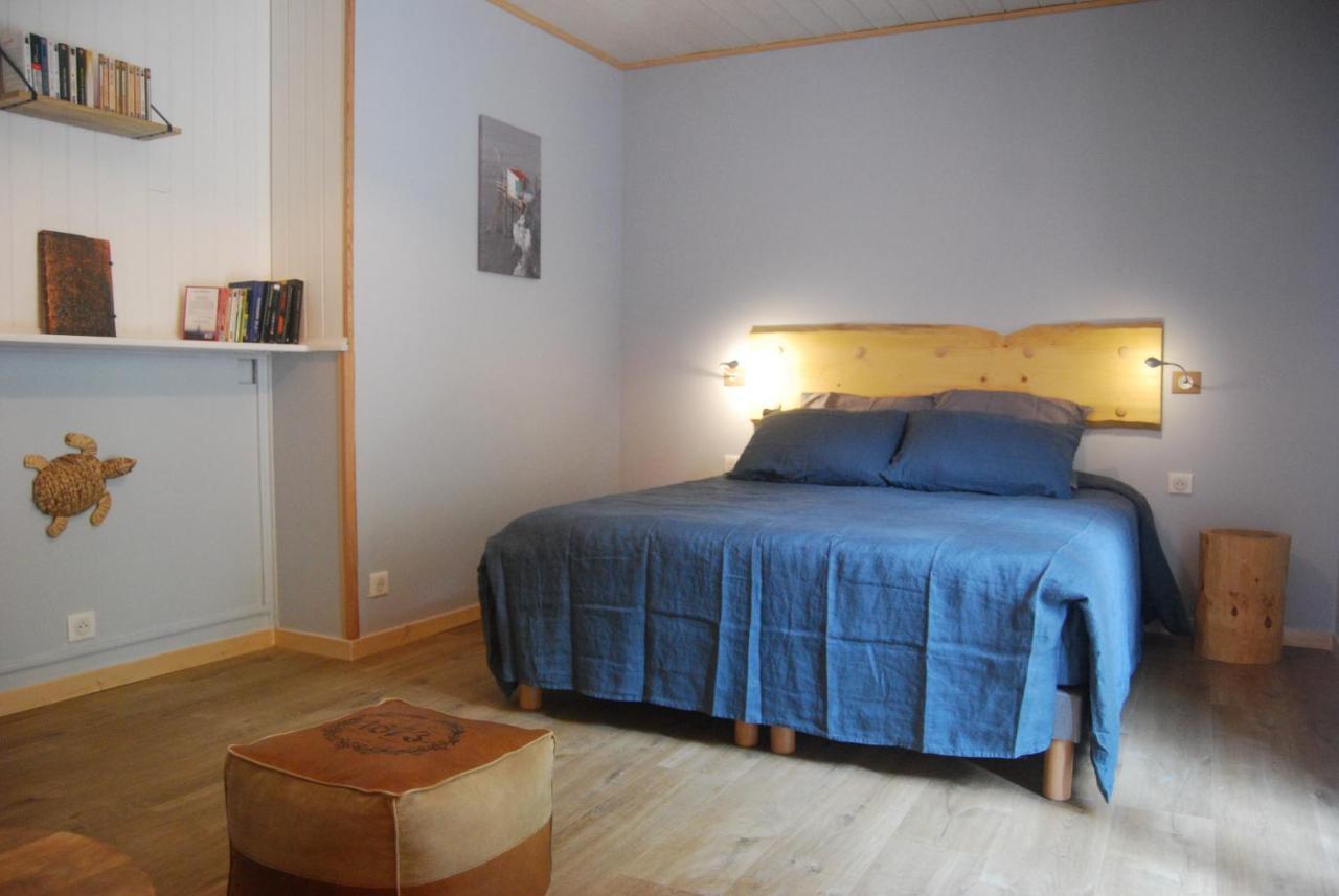 Bed and Breakfast Au son de l Angélus Moncrabeau Esterno foto